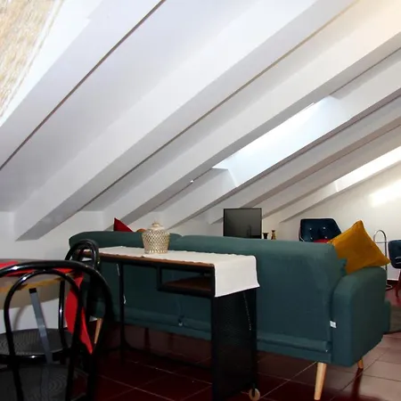 Mercanti Attic Version Daire
