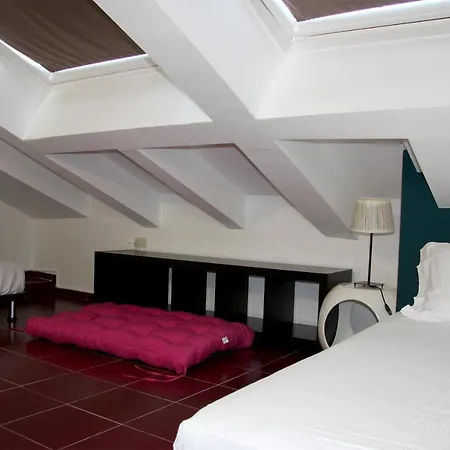 Mercanti Attic Version شقة