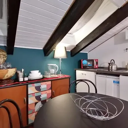 Mercanti Attic Version ميلان