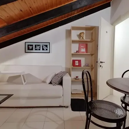 Mercanti Attic Version * ميلان