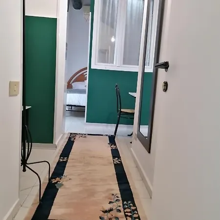 Mercanti Attic Version شقة