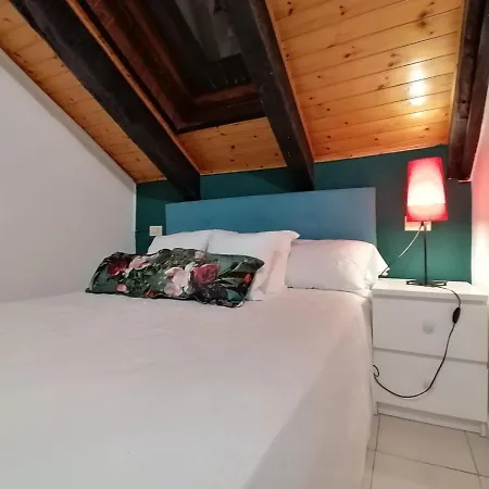 Mercanti Attic Version Appartement Milaan