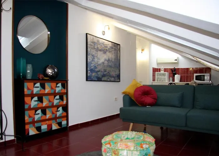 Mercanti Attic Version شقة