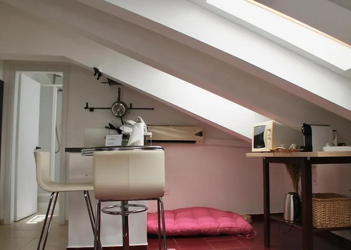 Mercanti Attic Version شقة