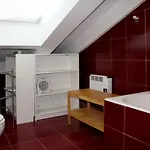 Mercanti Attic Version Milán